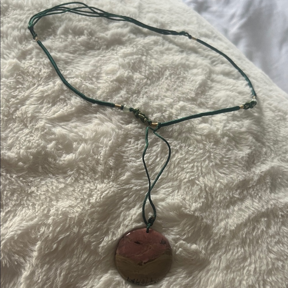 Elegant Green and Pink Pendant Necklace